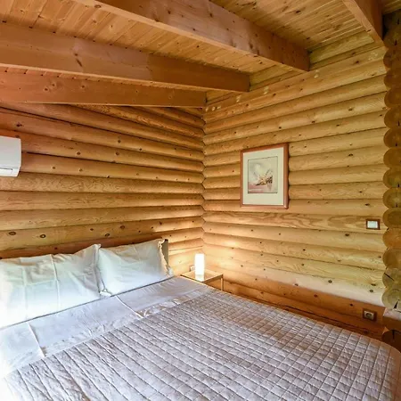 - Wooden Βίλα Lakkia