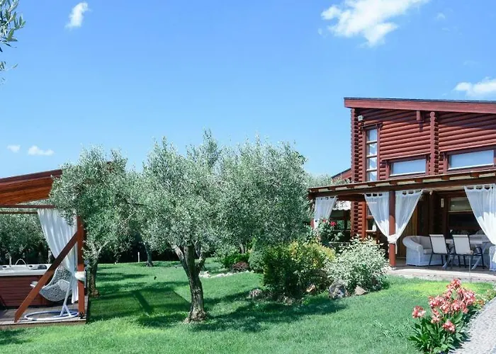 Villa - Wooden